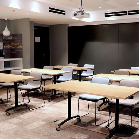 Ibis Yerevan Center ภายนอก รูปภาพ