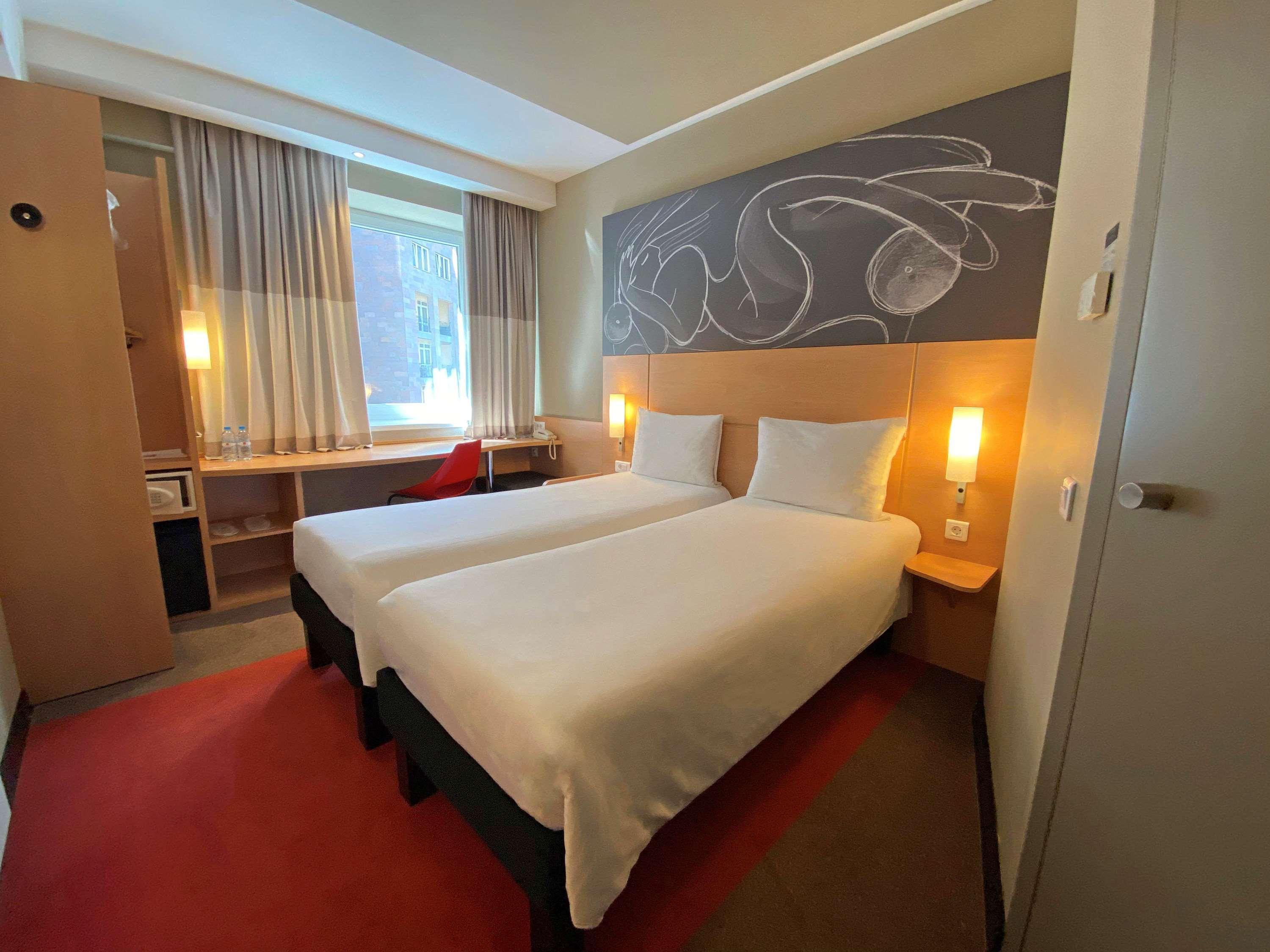 Ibis Yerevan Center ภายนอก รูปภาพ