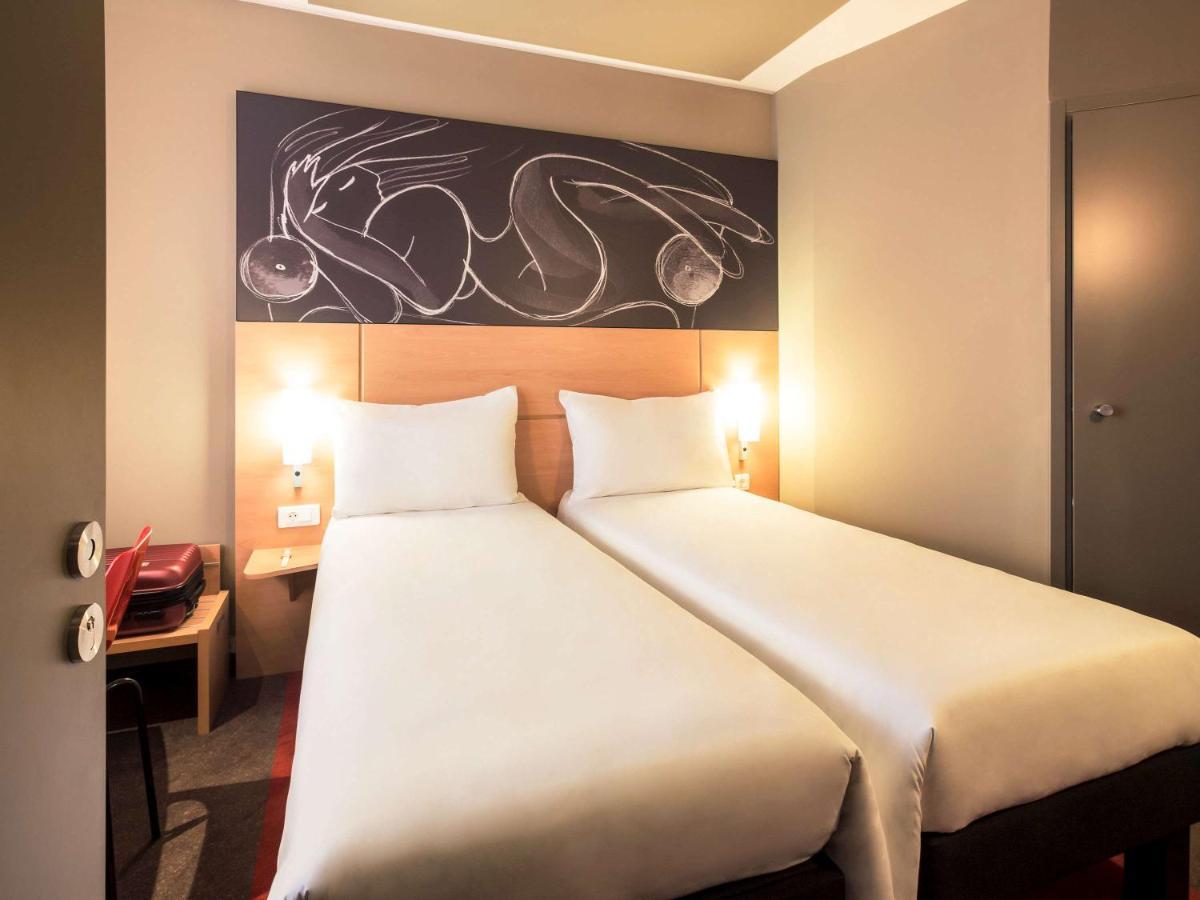 Ibis Yerevan Center ภายนอก รูปภาพ