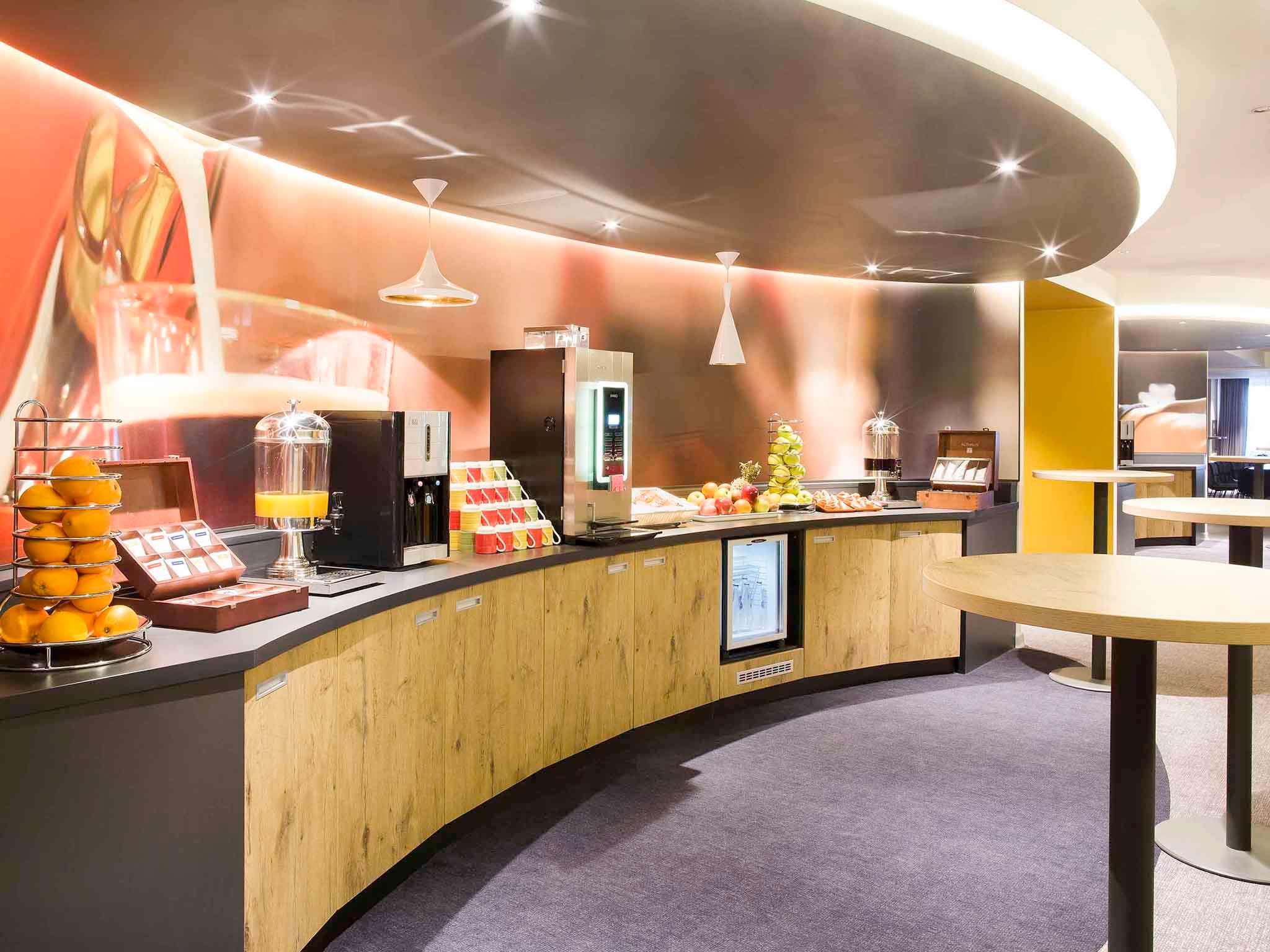 Ibis Yerevan Center ภายนอก รูปภาพ